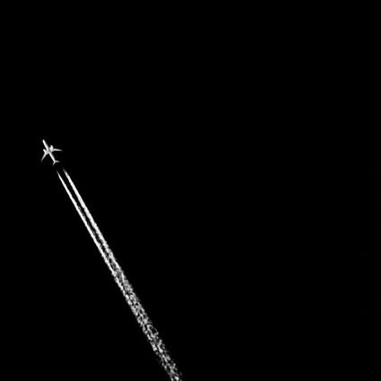 fardadada's profile picture. looking back
facing forward
.
متعهد