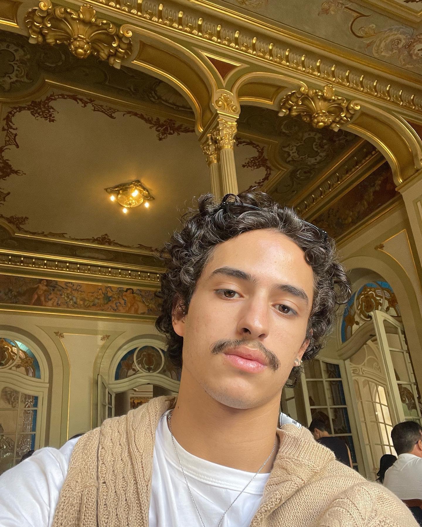 Thireaus146344's profile picture. Live and love with passion.