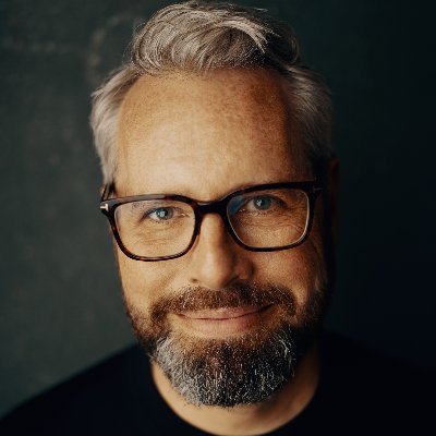 Simon Rogers Profile