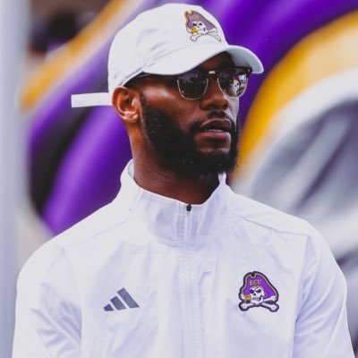 GOD🥇FAMILY🥈WIDE 💎 RECEIVERS COACH @ECUPiratesFB🥉#BurnTheBoats🏴‍☠️⚔️💎❕B.R.&.D.Y❕ ❕THE💎WAY❕@HokiesFB🎓