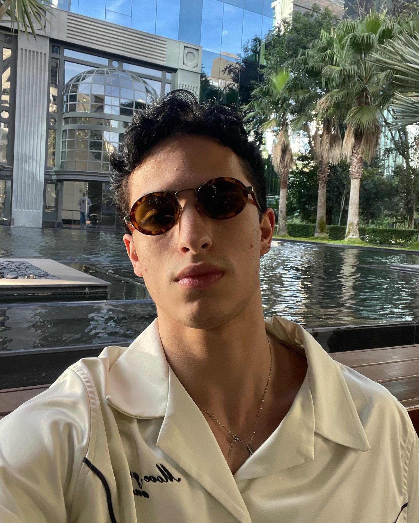 luneape95084's profile picture. I'm not a businessperson