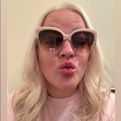 'm a $202 mega million lottery winner in Edison, NJ I'm so blessed so l'll be giving away $5000 to my first 9.5 k followers 100 Greatful & blessed!