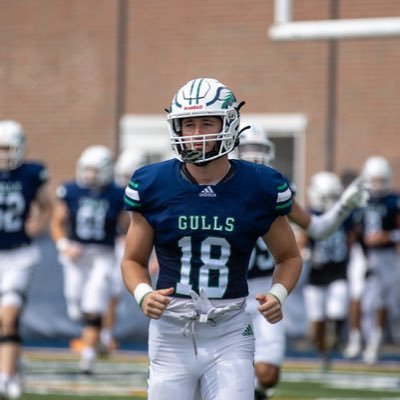 Endicott FB 26’ 🏈 |6’1 |170 |all state| QB | class of 2022| cmass champs 2019| 5,226 passing yards| 52 passing td’s| 3 sport captain | 2x Cmass Allstar |