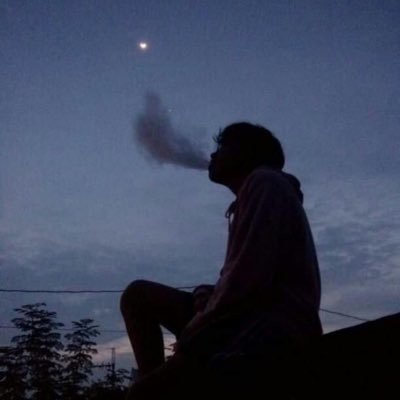 asiria076560's profile picture. لَيسَ كُلْ هَادَئ خَالِيْ الباَلْ