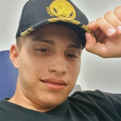 geoege102002's profile picture. 