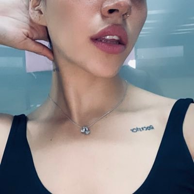 solrt1502's profile picture. 