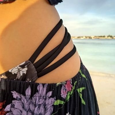 Eslind04's profile picture. It's your golden hour...✨️