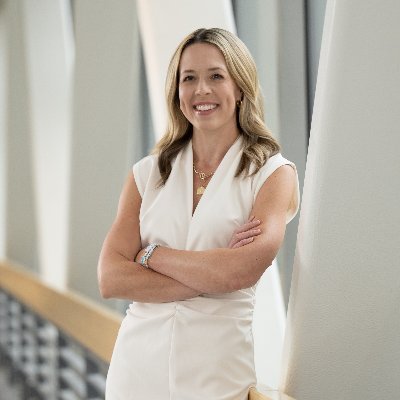 Media Relations Program Director @NorthwesternMed. Pitches #lung, #neuro, #womenshealth and #ID stories. Former TV anchor/reporter/producer. @Creighton alum.