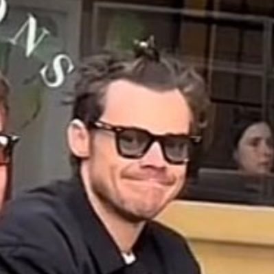 adorzniall's profile picture. 