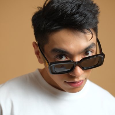 itskellymedina's profile picture. Fashion x Fitness #LiftStylePH