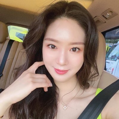 I am from Korea and now live in LA USA. Own beauty store I'm new comer here please help follow I like USA, FREE DM. No Cash APP$$🚫