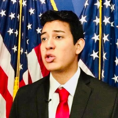 🇺🇸🇺🇳🇲🇽 Human Rights Advocate. Immigration Reform. Political strategist. Speaker/Activist ✊¡🟧! #VoteDemocrat💙👨‍👧‍👧IG: @EddyComunica 🌎