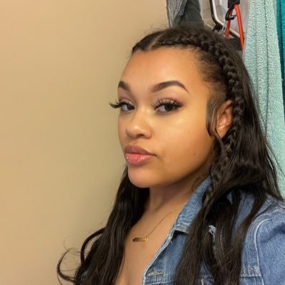 Amourbambi's profile picture. 