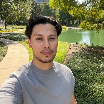 Just a nerd that collects pokemon cards and other stuff. Once in a blue moon i streams. https://t.co/XmIzoFlz4K