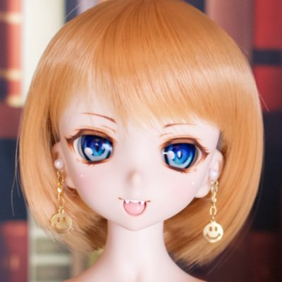 ドールやぬいぐるみなどが好きでSD〔スーパードルフィー〕やDD〔ドルフィードリーム〕などのお洋服やアクセサリー、家具を趣味で作っています(*´꒳`*) ドール関係 (かりん)と別趣味の〔古に書籍2冊出してもらった〕小説関係 (あげは)、日常も少し始めました✨ 無言フォロー歓迎です(*^_^*) よろしくお願いします💫