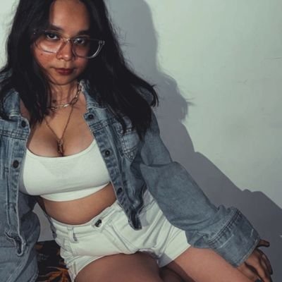 Born to be daddy's lil princess, forced to be a coder to earn peanuts 💅🤡