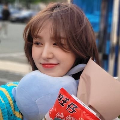 WENDYHOLIC_0221's profile picture. 게시물 인용 및 사진 저장시 팔로우 부탁드립니다