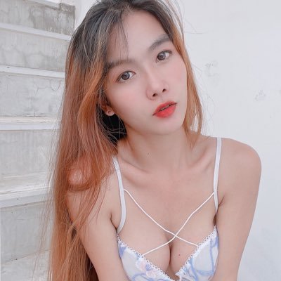 AmberThoma33677's profile picture. 