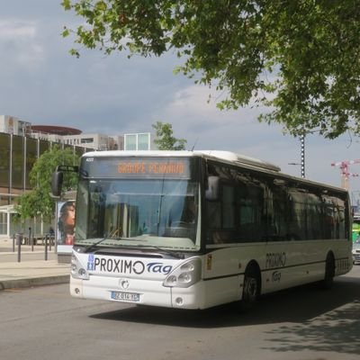 🚌 Passionnée des TC, 📸 Spotteuse, 🇫🇷🇬🇧 Français and English, 📍 Grenoble. 🏳️‍⚧️