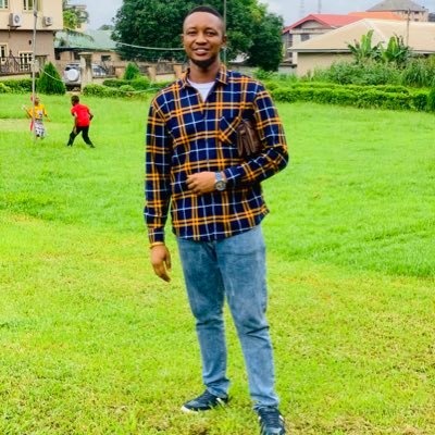 Lover Of Nature 🌹 Earth Thinker! 👮🏼 Here for fun🕺🏻🕺🏻🕺🏻