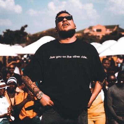 I plan to eat with people i starve with✊ | Orlando Pirates & Liverpool fan | Republic Of Megacy resident