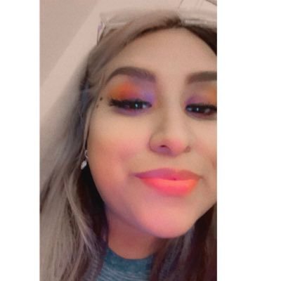 __seleennaa's profile picture. the typical millennial fueled by antidepressants and caffeine