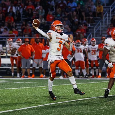 Northrop High '26 | Ft. Wayne, IN | Matrix QB training | 3.8 GPA | QB | phone# 260-458-1153 | szn highlights - https://t.co/CYLGcXmHHV