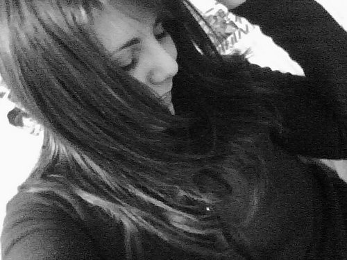 MylaaPaz's profile picture. I'm Mylaa :), I'm 15 years old and I Love Sing c: I'm a Songwritter and i play the guitar (:
This is my Youtube Channel: 
http://t.co/1opJlzq1Qi