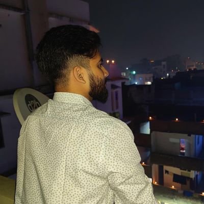 KrShilmani's profile picture. Self sufficient 😘