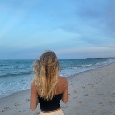 delaneyless's profile picture. ysu