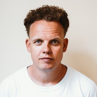 3 x founder, formerly @fugamusic I Shuffler I POP | currently https://t.co/kMixfj5GW5 ✌onder