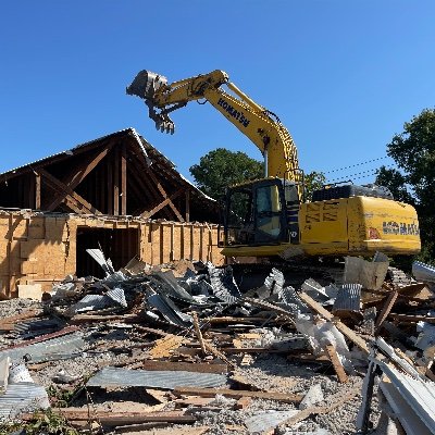 Destroyer of all things

Ex Treegan
Used to eat trees…now I eat houses