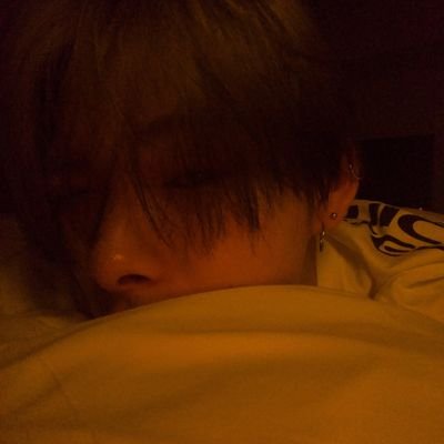 bbg ikeu enthusiast ^^ ||
maknae line protector ā( ̄(s) ̄)ā