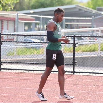 Yuba college ‘25 / 100m 10.78 / 200m 22.07 / 400m 50.17 / Tj 40’8.5 ft / All conference, 2x Masters qualifier / Major: Business administration