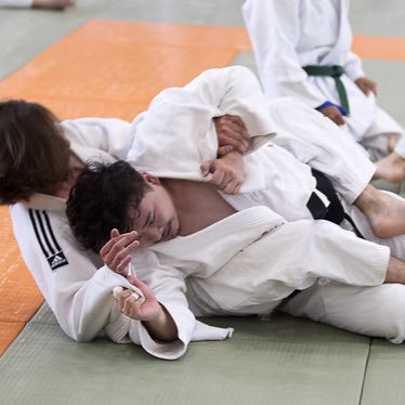 watabouu's profile picture. /CG屋,柔道家(猟師,船長) / 柔道参段,銃猟,罠猟,小型船舶,ビール,日本酒,ジン,バドミントン,キャンプ,rig,cFX,python /デジタル・フロンティアsetUp室所属