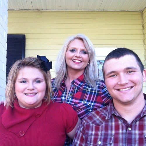 trublnd70's profile picture. My life is about being the BEST mom to the loves of my life, Ben and Brenna Rose Lanier! And, I'm so glad that God loves me even though I'm not perfect!