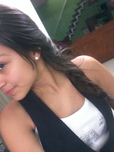 ... só conhecendo pra saber realmente, pois cada um tem de mim, a Buna que merece *-*