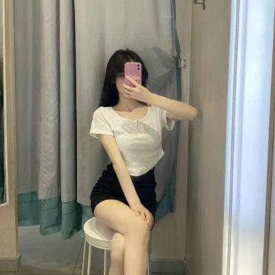 YJingyansh24182's profile picture. 今独身で寂しいので彼氏招募集中なのでよかったらfuォローして话しかけてください。