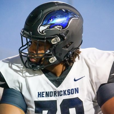 Hendrickson HS | OL | Class of 2024' | 6'6 | 330lbs | Football | Powerlifting | 3.2GPA | 1290SAT | B:415 S:575 PC:275 D:515 40:5.8s | NCAA ID:2304857447