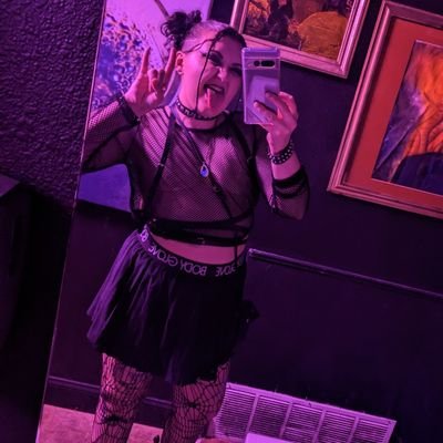 lildaddybeaux's profile picture. 🔞 THEE TITLESS WONDER 🏳️‍⚧️ the most insatiable & sadistic silly goose 🪿 only the most devoted get to call me Daddy 😈