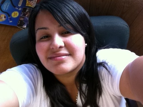 sharmutawat's profile picture. 