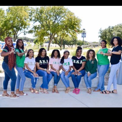 The Official Account of The UnbreAKAble Zeta Mu Chapter of Alpha Kappa Alpha Sorority, Inc.