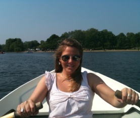 Poptinie's profile picture. London based Brand Marketer. Loves all things beginning with P...Pacemakers, Prosecco, Pastry, Pink, Pizza, Pina Colada, Potatoes...