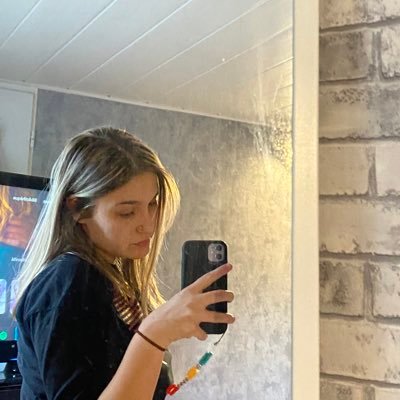 A_xxxx10's profile picture. 𝚕𝚊 𝚏𝚎́𝚎 𝚍𝚎𝚜 𝚗𝚊𝚝𝚒𝚘𝚗𝚜 💗 🇫🇷