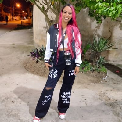 dadaisantos93's profile picture. Ñ quero opnião de ninguem, eu sou eu e ponto final...
gostou? 
um beijo💋
ñ gostou? 
dois💋💋
flamenguista⚫🔴
sagitariana😈😇🔁♐
Deus acima de todas as coisas🙏