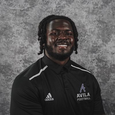 Tight Ends Coach @ Avila University 🦅 Former 3x All-Conference and 1st Team NAIA All-American Offensive Lineman. KWU Alumni.