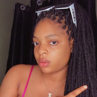 Miemiejayy's profile picture. 