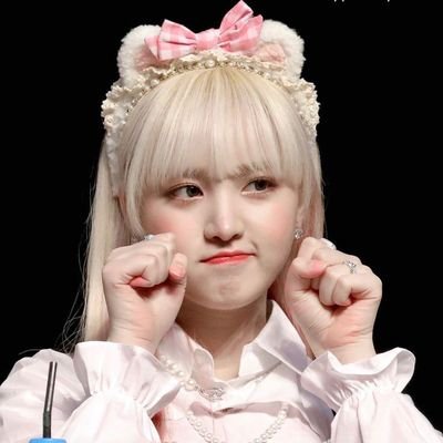 ʚ🍓ɞ #sbt, ✦🎀𝄞 #fangirling ୧‧₊˚ 🫖 ⋅ #pocaenjoyer ☆~ Mostly 🦊 #런쥔 #仁俊 #rjn