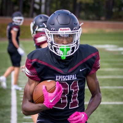 3⭐️| 6’3” | WR | 2025 | 4.49 laser 40yd | Episcopal HS ( VA) | 3.7 GPA | ‘25 T&F rankings - Top 100 nationally in 55m indoor & 1st in Virginia in 200m (21.62)