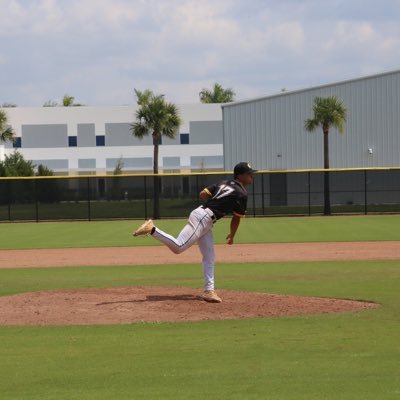 Uncommitted So. RHP at Miami Dade College ⚾️